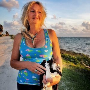 Meet your Posher, Kim